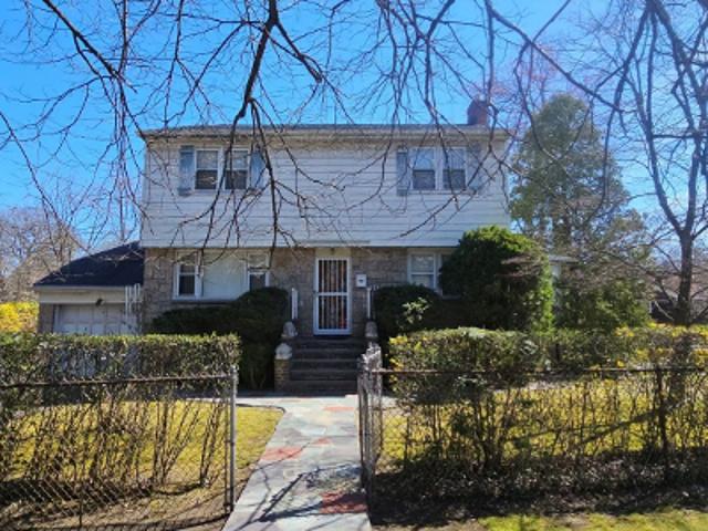 House for sale in Mount Vernon, New York