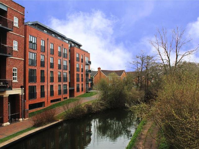 Apartment for rent in Dickens Heath, West Midlands