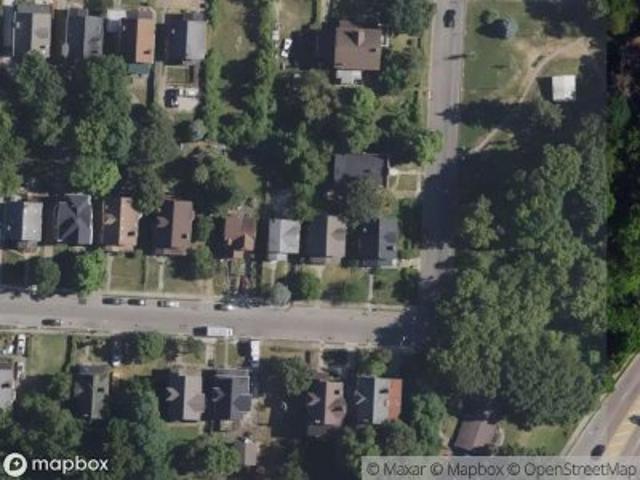 House for sale in Avondale, Roselawn