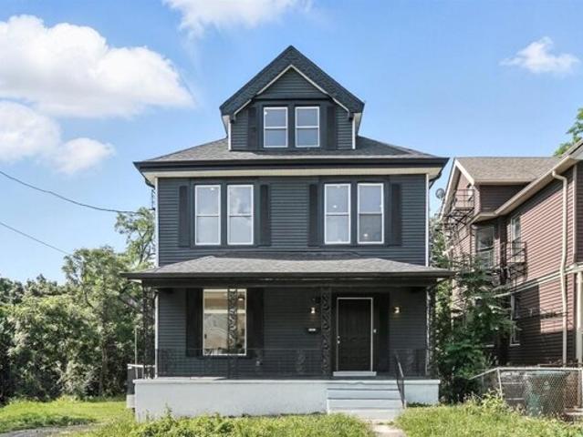 House for sale in Cincinnati, Avondale