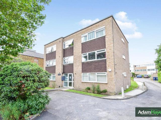 House for rent in North Finchley, Greater London