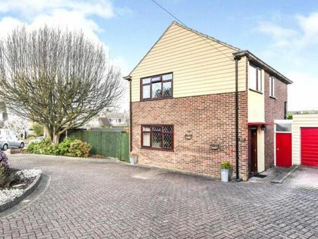 House for sale in Hutton, Navestock Side