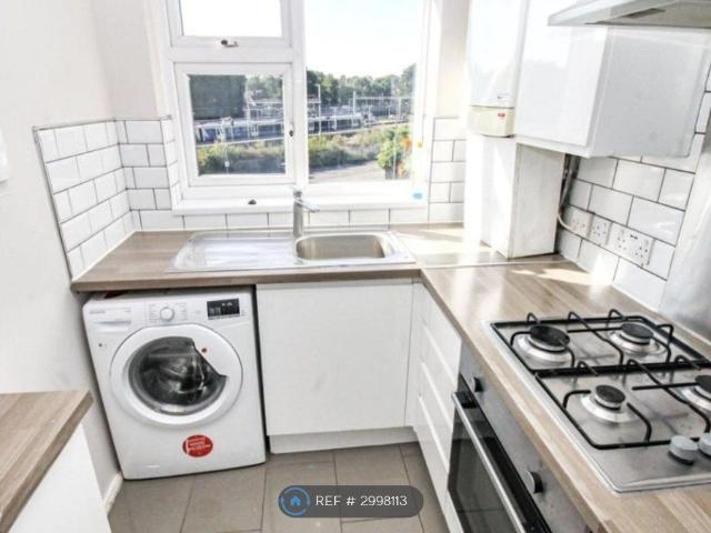 Apartment for rent in Navestock Side, Essex