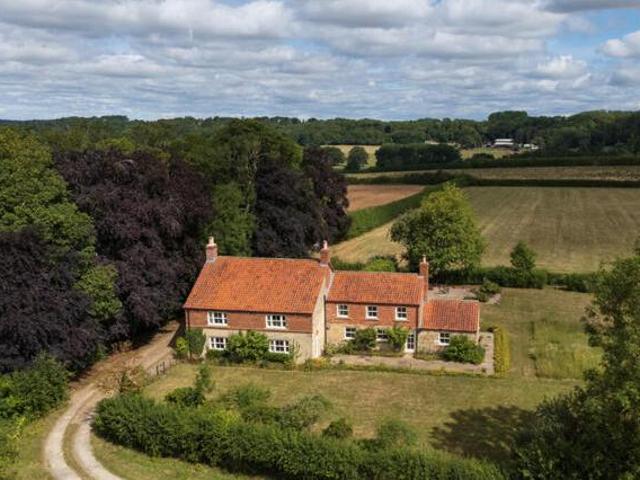 House for sale in High Field, York