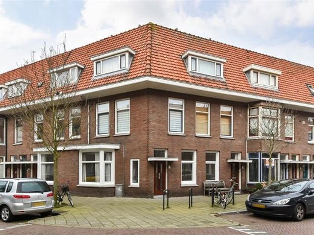 Woning te huur in Delft, Olofsbuurt