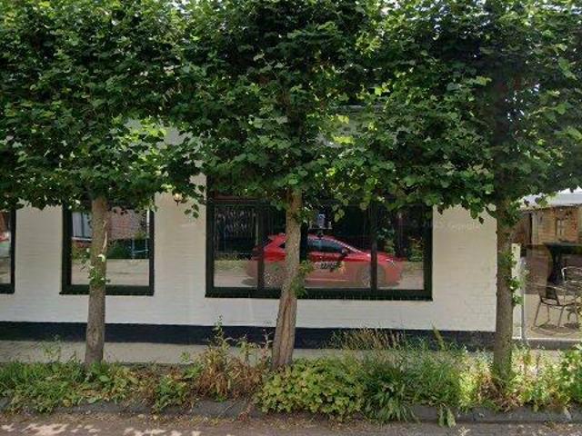 Woning te huur in Lippenhuizen, Friesland