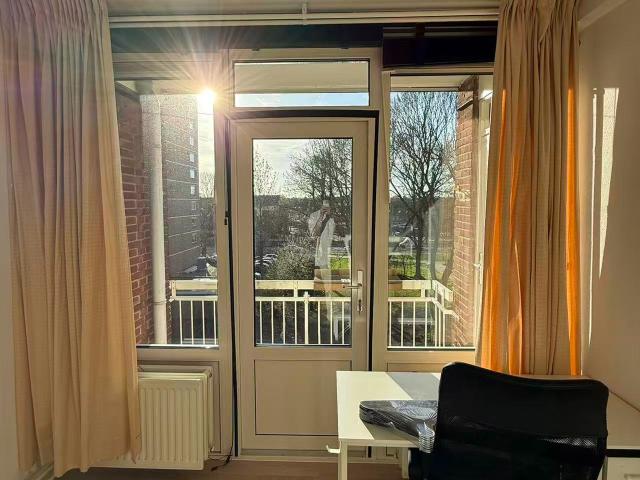 Woning te huur in IJsselmonde, Rotterdam