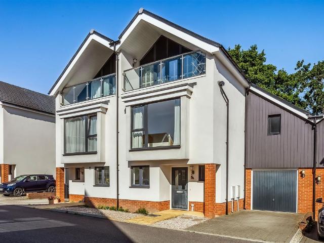 House for rent in Holland, Tandridge