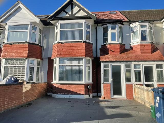 Apartment for rent in London Borough of Ealing, Greater London