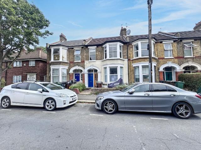 Apartment for rent in Leyton, Greater London
