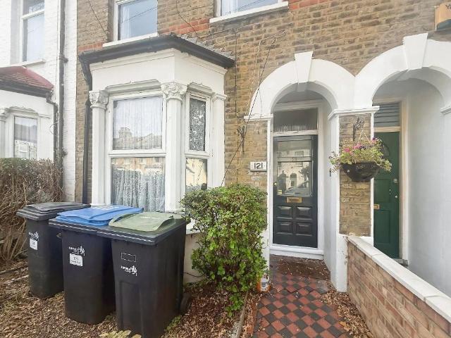 House for rent in London Borough of Enfield, Greater London