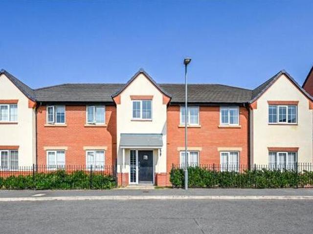 House for sale in Calderstones
