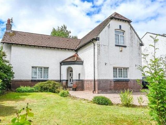 House for sale in Calderstones