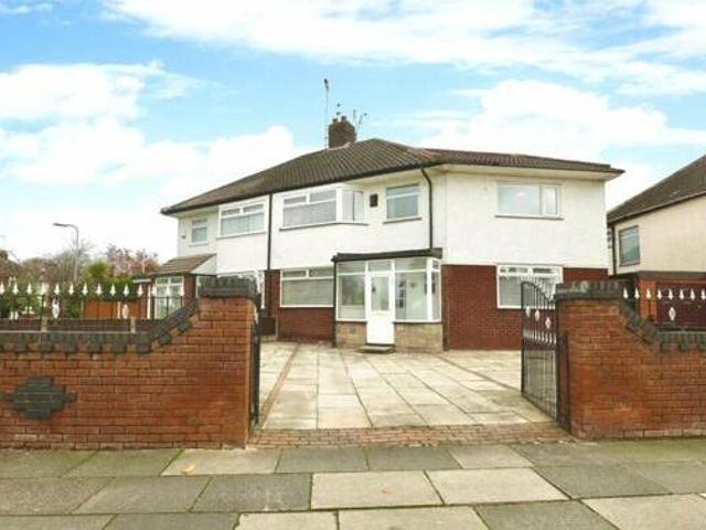 House for sale in Calderstones