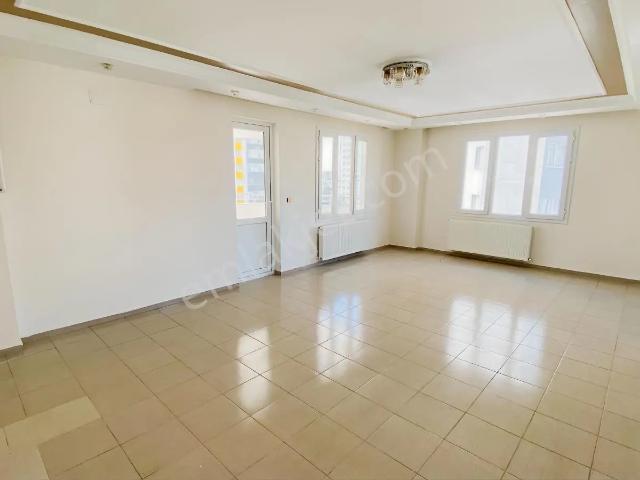 Huzurevleri Mahallesi, Çukurova içerisinde kiralık mülk