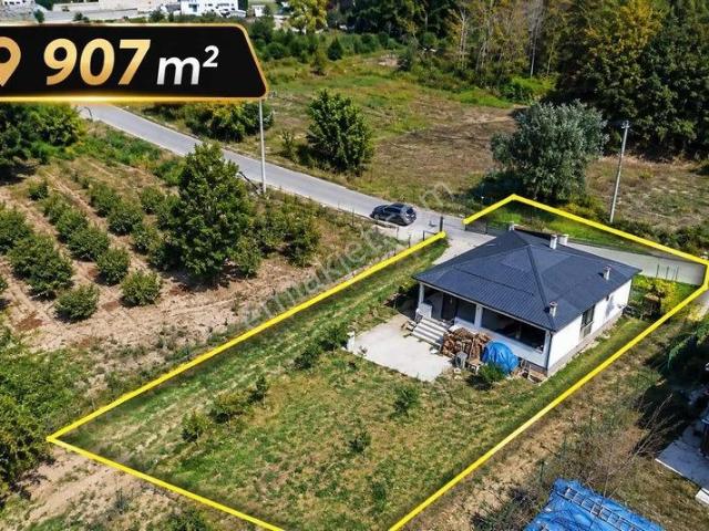 Beyler, Akyazı içerisinde satılık Villa