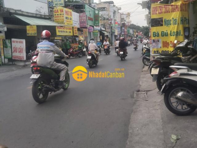 Nhà mặt phố bán