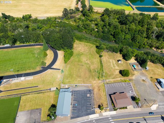 Commercial for sale in Oregonia