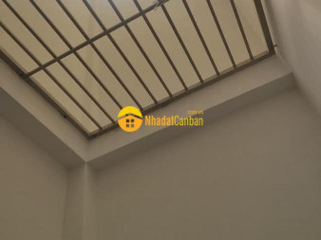 Nhà mặt phố bán