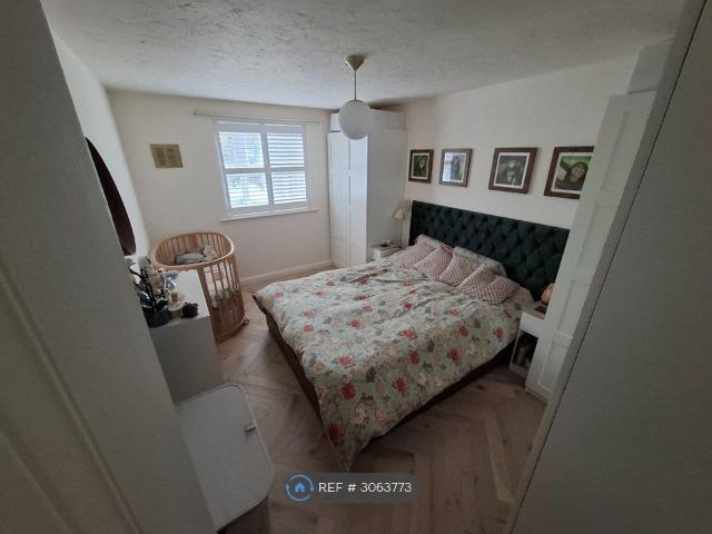 Apartment for rent in London Borough of Redbridge, Greater London