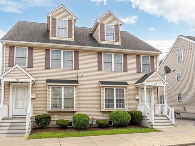 Condo for sale in Boston