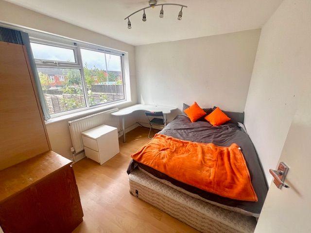 House for rent in Hyde Park, West Yorkshire