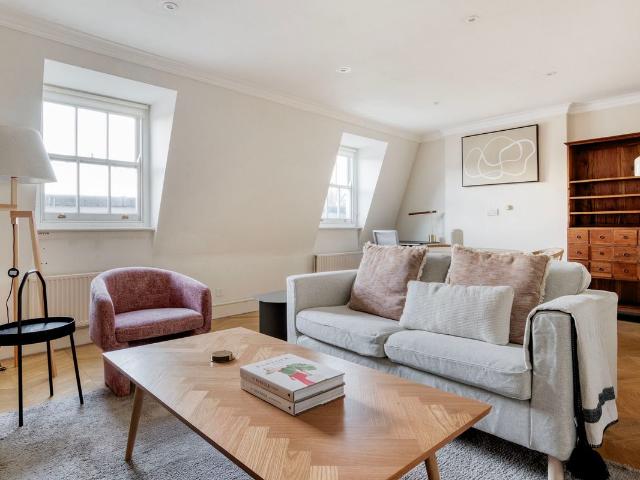 Apartment for rent in Paddington, Greater London