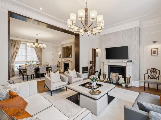 Apartment for rent in Knightsbridge, Greater London