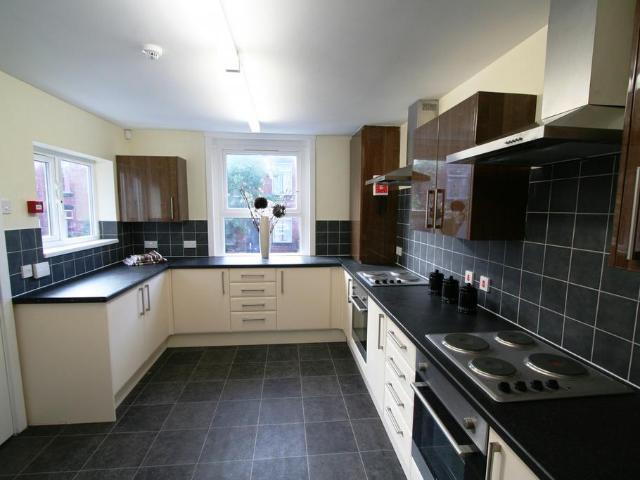 House for rent in Hyde Park, Leeds