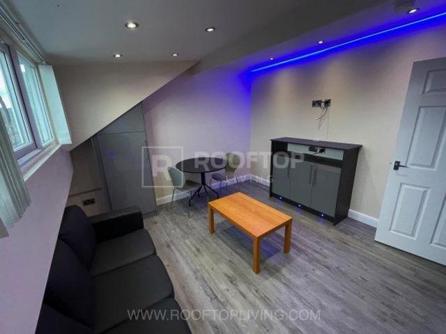 House for rent in Hyde Park, West Yorkshire