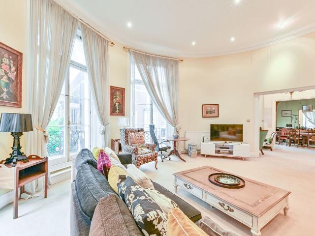 Apartment for rent in Paddington, Greater London