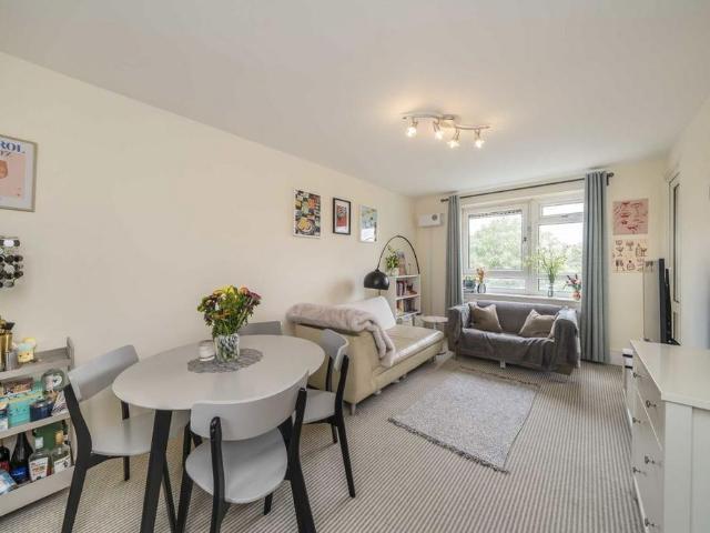 Apartment for rent in Greater London