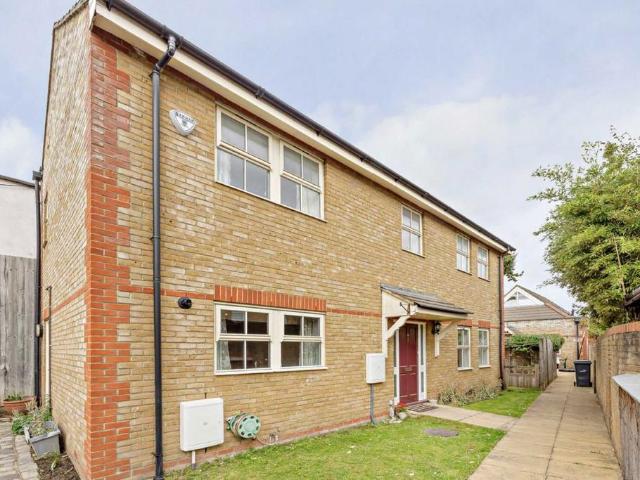 House for rent in Greater London