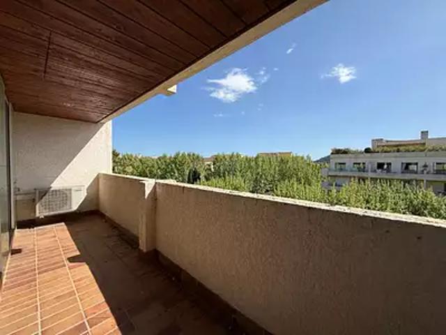 Appartement vente à Arrondissement de Toulon, Hyères