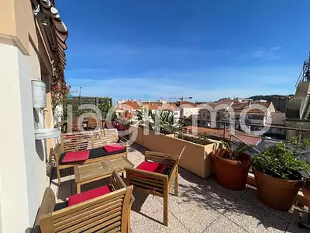 Appartement vente à Arrondissement de Toulon, Hyères