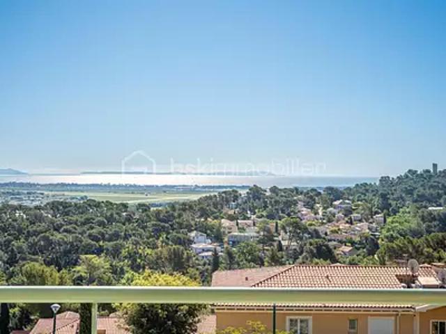 Appartement vente à Arrondissement de Toulon, Hyères