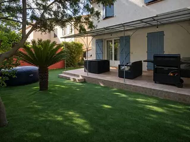 Maison vente à Arrondissement de Toulon, Hyères