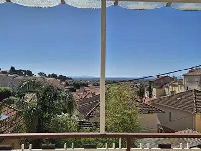 Maison vente à Arrondissement de Toulon, Hyères
