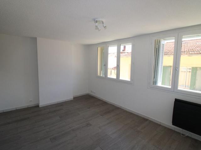 Appartement location à Hyères, Var