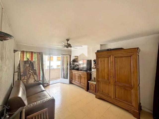 Appartement vente à Arrondissement de Toulon, Hyères