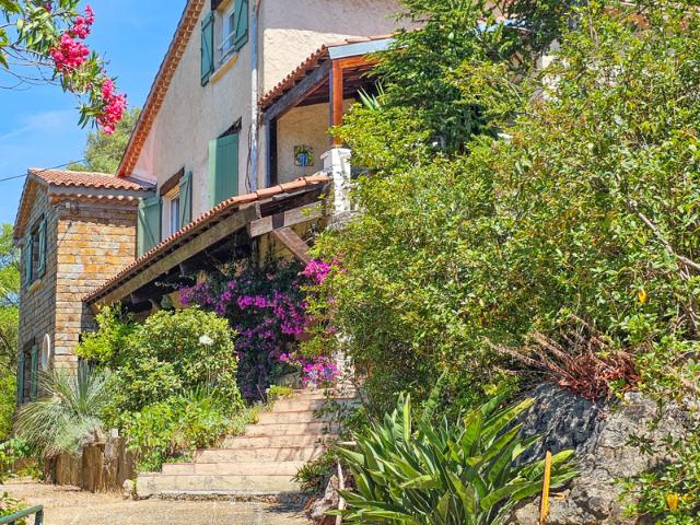Maison vente à Arrondissement de Toulon, Hyères