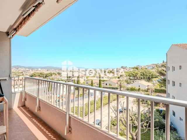 Appartement vente à Arrondissement de Toulon, Hyères