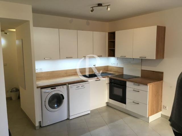 Appartement location à Hyères, Var
