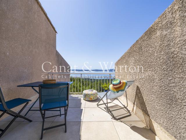 Appartement vente à Arrondissement de Toulon, Hyères