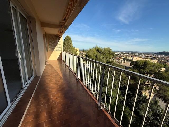 Appartement location à Arrondissement de Toulon, Hyères