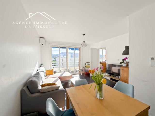 Appartement vente à Arrondissement de Toulon, Hyères