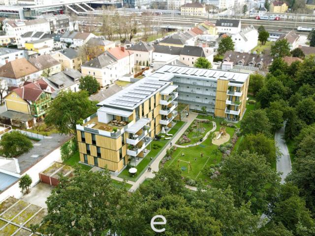 Dachgeschosswohnung kaufen in Gartenstadt, Wels