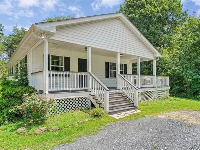 House for sale in Farmville