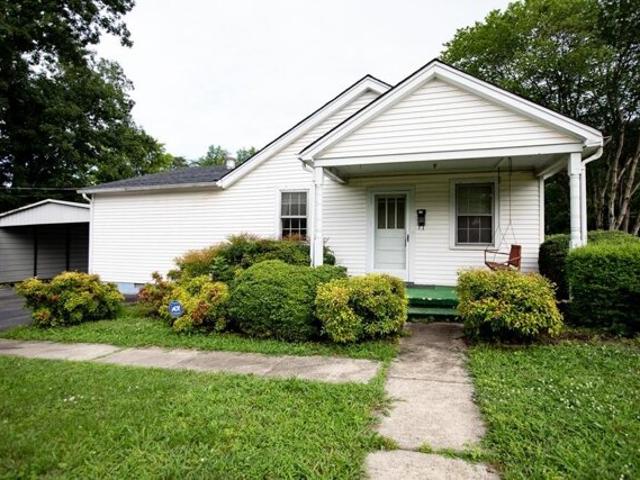 House for sale in Farmville