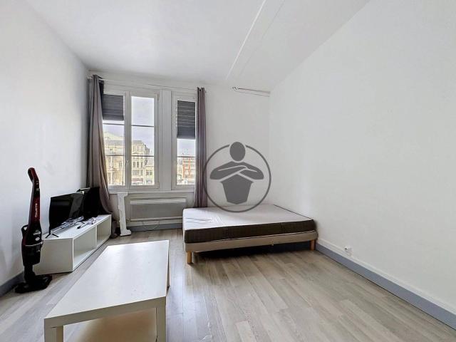 Studio location à Béguinage des Vieux Ménages, Saint-Quentin